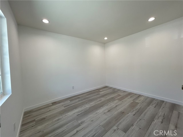 Detail Gallery Image 26 of 31 For 10363 Commerce Ave, Tujunga,  CA 91042 - 4 Beds | 3 Baths