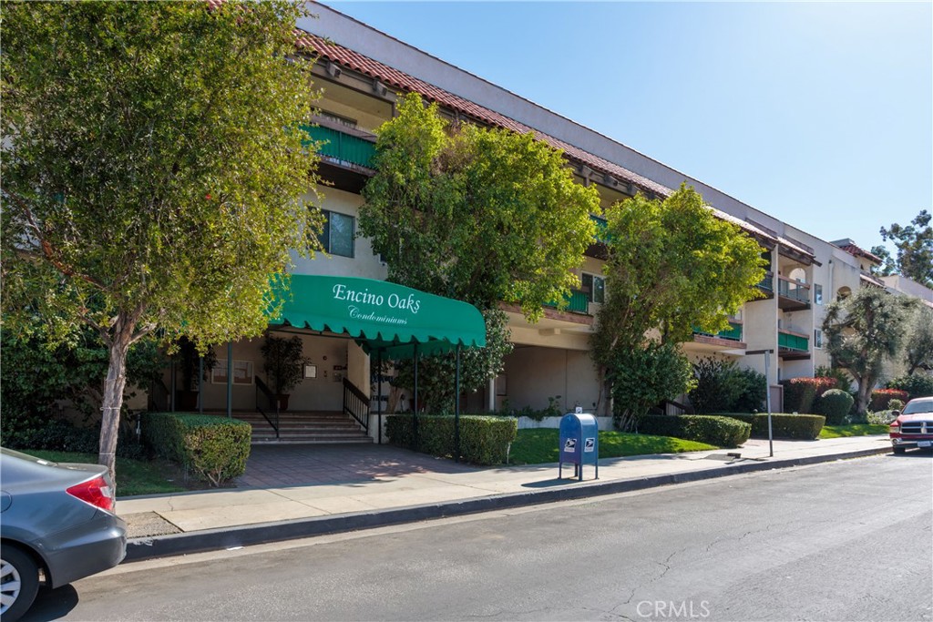 5460 White Oak Avenue C205, Encino, CA 91316