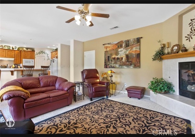 Detail Gallery Image 13 of 26 For 5201 Doble Aguila Way, Bakersfield,  CA 93306 - 3 Beds | 2/1 Baths