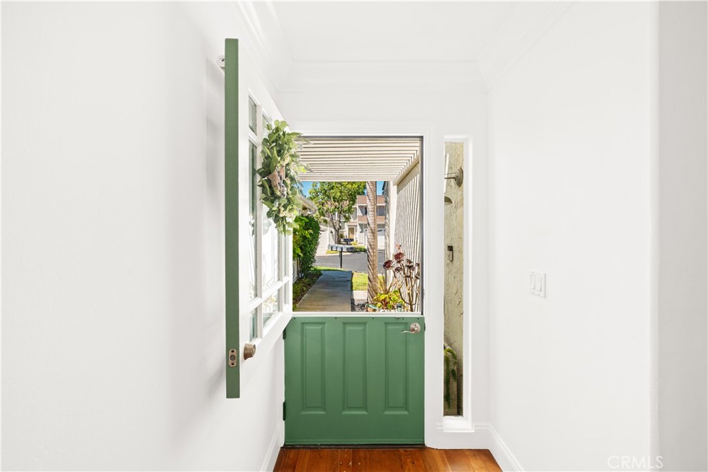 MLS #OC25236471 image #6