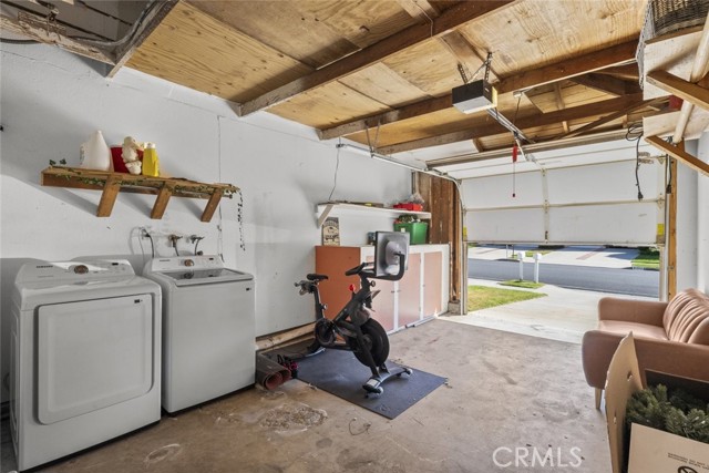 Detail Gallery Image 31 of 33 For 2019 Covington Ave, Simi Valley,  CA 93065 - 2 Beds | 2 Baths