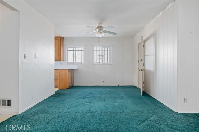 Detail Gallery Image 6 of 22 For 10342 Haskell Ave, Granada Hills,  CA 91344 - 3 Beds | 2 Baths