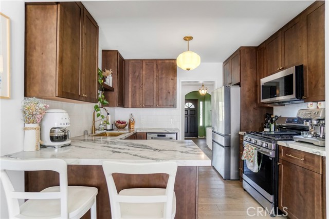 Detail Gallery Image 9 of 42 For 5467 W 76th St, Los Angeles,  CA 90045 - 3 Beds | 2 Baths