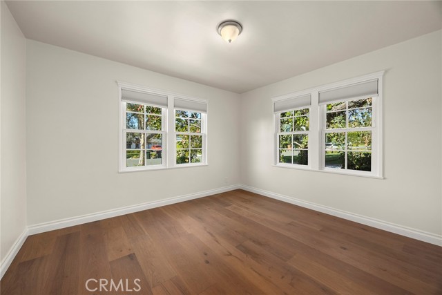 Image 14 of 33 For 840 Grandview Avenue