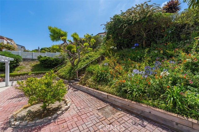 6854 Kings Harbor Drive, Rancho Palos Verdes, California 90275, 4 Bedrooms Bedrooms, ,2 BathroomsBathrooms,Residential,Sold,Kings Harbor,SB23091706