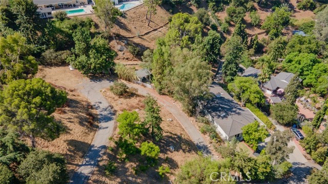 9530 Wheatland Avenue, Shadow Hills CA: https://media.crmls.org/medias/1ed8f917-09f7-487b-9e10-e71d39fc8d9e.jpg
