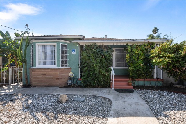 Detail Gallery Image 1 of 41 For 461 W 11th St, San Pedro,  CA 90731 - 2 Beds | 1 Baths