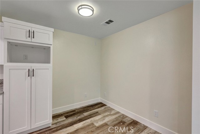 402 E Glendale Drive, Orange CA: https://media.crmls.org/medias/1ed9be8d-13d0-4103-9f78-874d2c570bf4.jpg