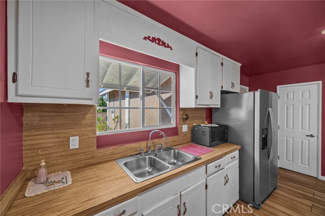 820 Cozy Court, Fallbrook CA: https://media.crmls.org/medias/1eda3365-b0ba-4c08-a5f7-f767272bce83.jpg