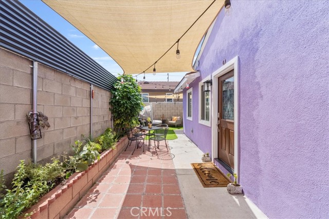 665 Larimore, La Puente CA: https://media.crmls.org/medias/1eda61eb-6e77-4fff-bae1-2bfc57b56df3.jpg