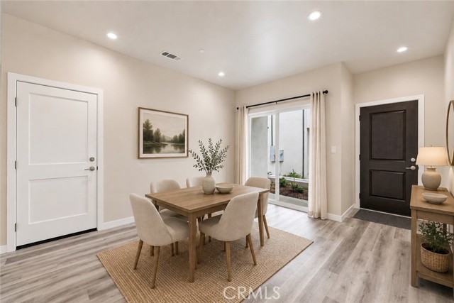virtually staged dining room virtually staged dining room