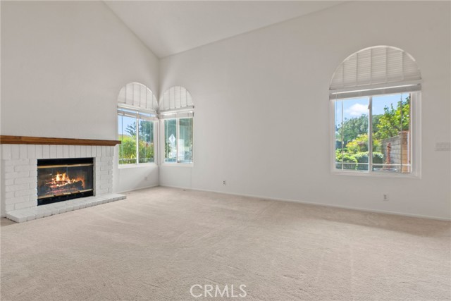 Detail Gallery Image 10 of 47 For 2845 Queens Way, Thousand Oaks,  CA 91362 - 4 Beds | 3 Baths