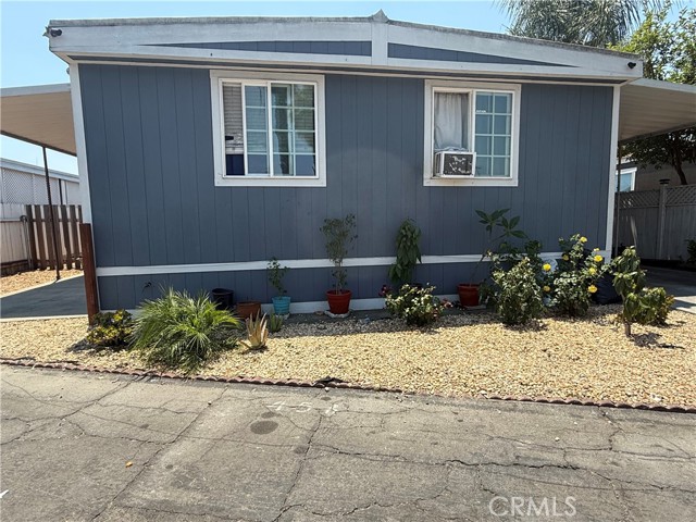 12700 Elliott Avenue, El Monte CA: https://media.crmls.org/medias/1edb6163-3074-40dd-bfdf-0b8edfec7fcc.jpg
