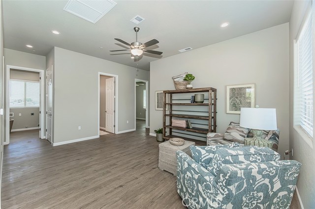 Image 21 of 60 For 6008 Sussex Way