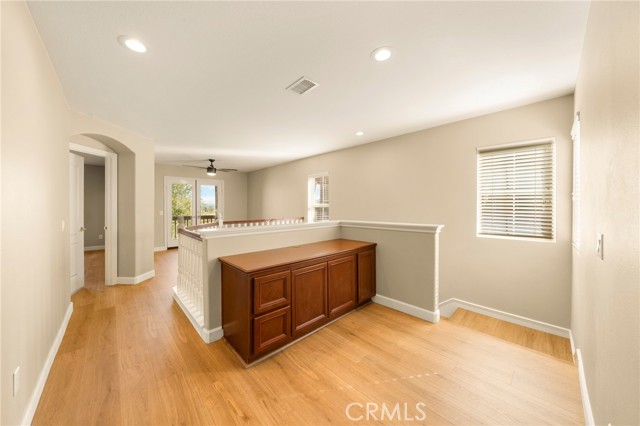 Detail Gallery Image 27 of 75 For 26640 via Bellazza, Valencia,  CA 91381 - 3 Beds | 2/1 Baths