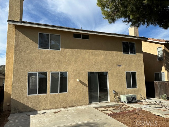 Detail Gallery Image 14 of 14 For 323 Camden Ct, Corona,  CA 92879 - 3 Beds | 2/1 Baths