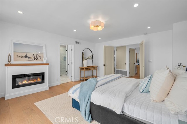 Detail Gallery Image 35 of 52 For 17481 Tramonto Dr, Pacific Palisades,  CA 90272 - 4 Beds | 3 Baths