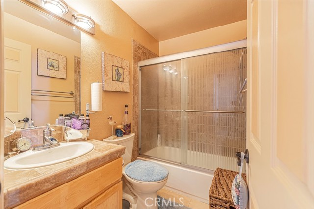 Detail Gallery Image 16 of 24 For 1844 E Avenue J2 #4,  Lancaster,  CA 93535 - 3 Beds | 2/1 Baths