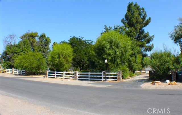 18292 Bert Road, Riverside, California 92508, 4 Bedrooms Bedrooms, ,2 BathroomsBathrooms,Single Family Residence,For Sale,Bert,IV24168702