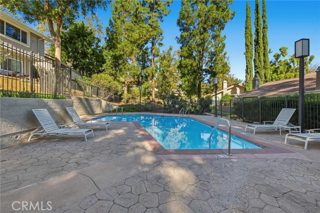 Detail Gallery Image 29 of 33 For 113 Conifer Circle, Oak Park,  CA 91377 - 3 Beds | 2/1 Baths