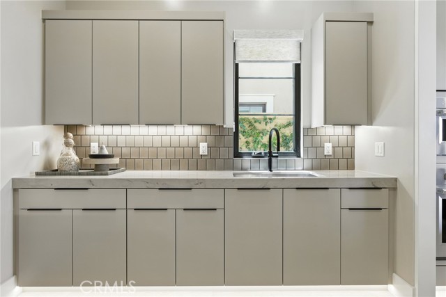 437 Promontory, Irvine CA: https://media.crmls.org/medias/1edfa5b1-14c7-4c02-9b45-05ccb0a2c75e.jpg