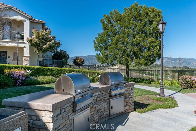 Detail Gallery Image 25 of 26 For 15617 Odyssey Dr #32,  Granada Hills,  CA 91344 - 2 Beds | 2 Baths