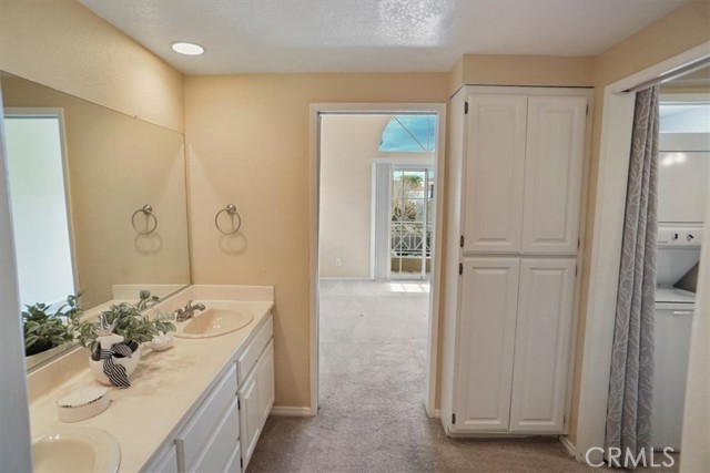 Detail Gallery Image 17 of 24 For 23933 Del Monte Dr #24,  Valencia,  CA 91355 - 2 Beds | 2 Baths