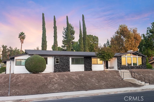 8660 Delmmonico Avenue photo 2