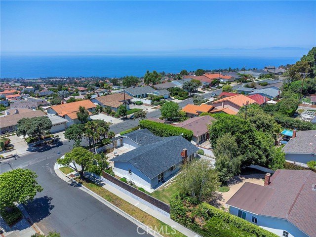 28084 Ella Rd, Rancho Palos Verdes, California 90275, 4 Bedrooms Bedrooms, ,1 BathroomBathrooms,Residential,Sold,Ella Rd,PV24154911