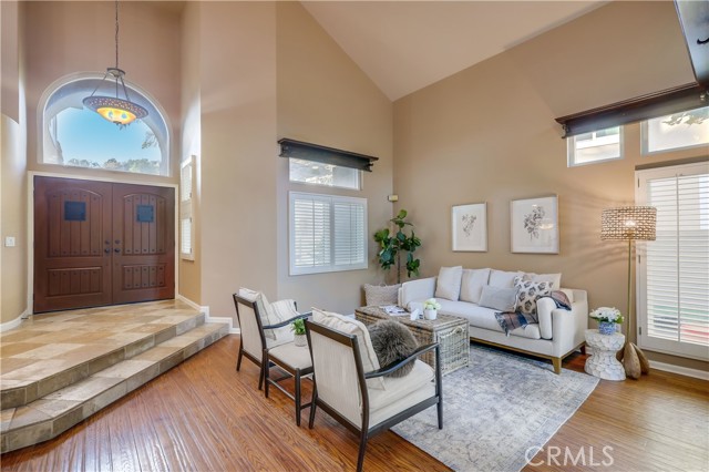 4 Sugarpine Drive, Trabuco Canyon CA: https://media.crmls.org/medias/1ee31982-a40f-4477-8bde-b11f7f171cf2.jpg