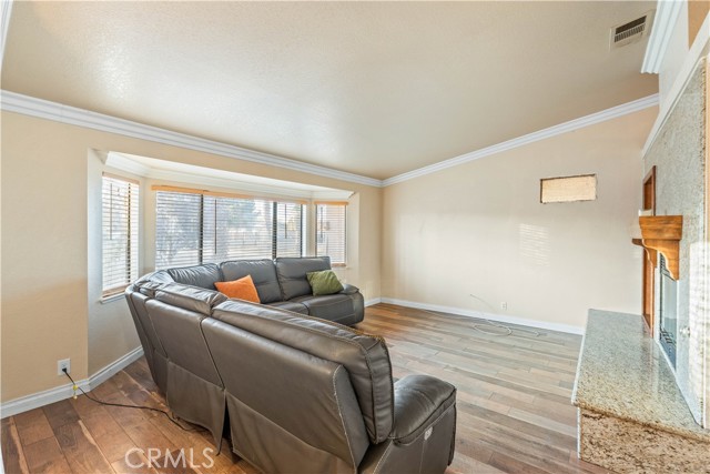 Detail Gallery Image 5 of 53 For 7503 Pismo, Hesperia,  CA 92345 - 4 Beds | 2 Baths