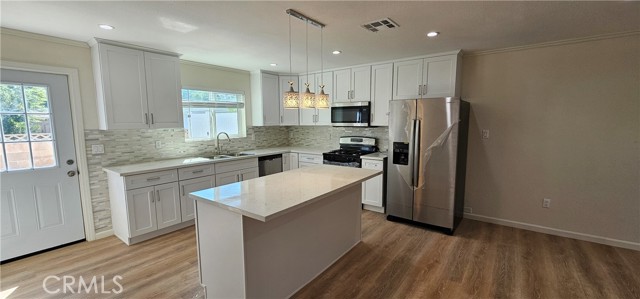 6201 Jackie Avenue, West Hills (los Angeles), CA, 91367 6201 Jackie Avenue, West Hills (los Angeles), CA, 91367