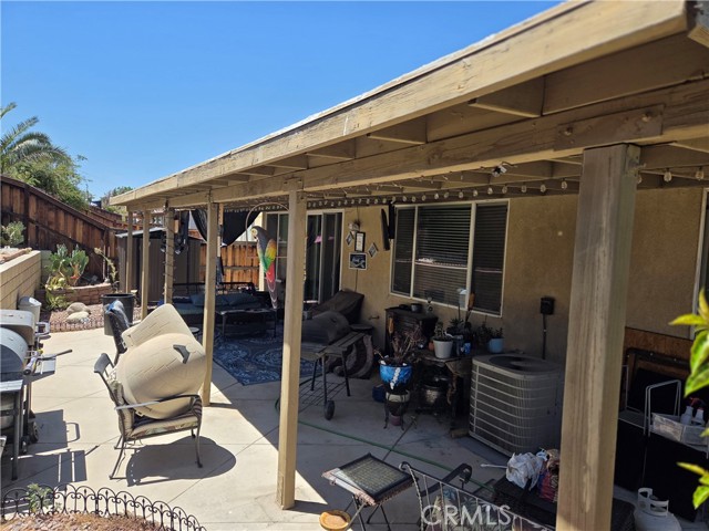 12333 Andrea Drive, Victorville CA: https://media.crmls.org/medias/1ee39594-1cff-4aea-a730-a7dad172803d.jpg