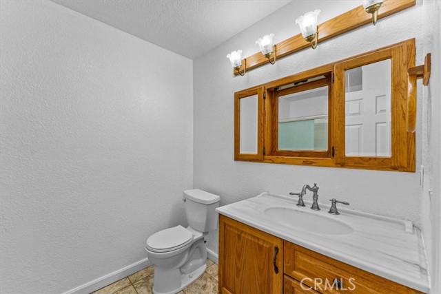 Detail Gallery Image 17 of 42 For 22132 Los Robles Way, Palo Cedro,  CA 96073 - 3 Beds | 2 Baths