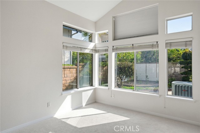 Image 4 of 27 For 9916 Fonte