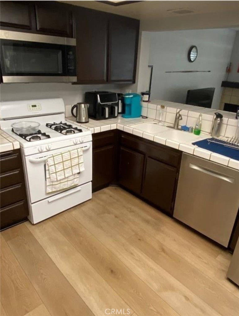 MLS #SR25263409 image #8