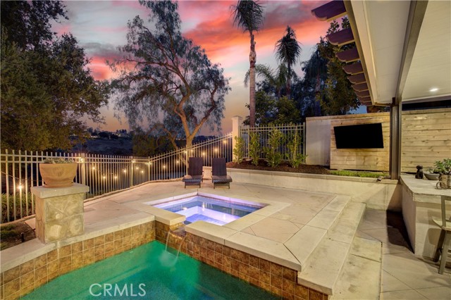 57 Hillrise, Rancho Santa Margarita CA: https://media.crmls.org/medias/1ee61a6b-7f54-4219-915d-971b13f40f37.jpg