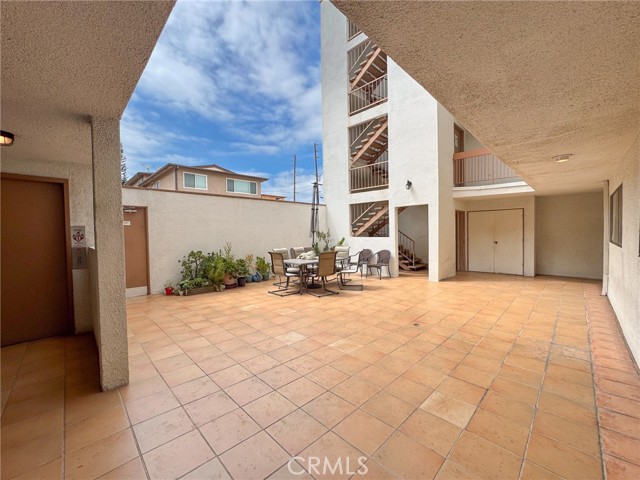 665 W 24th Street, San Pedro CA: https://media.crmls.org/medias/1ee6ab9f-fa3d-44cc-baa8-1deb81fd3407.jpg