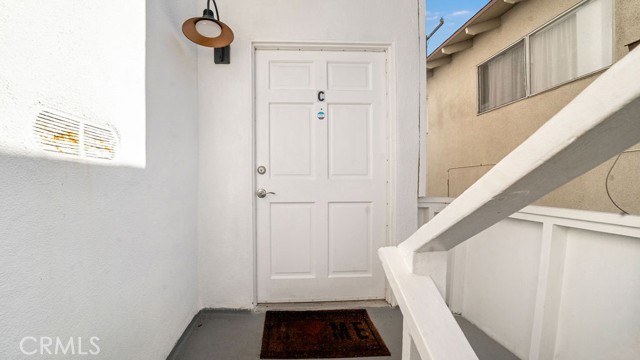 Detail Gallery Image 3 of 29 For 218 15th Street #C,  Manhattan Beach,  CA 90266 - 3 Beds | 2/1 Baths