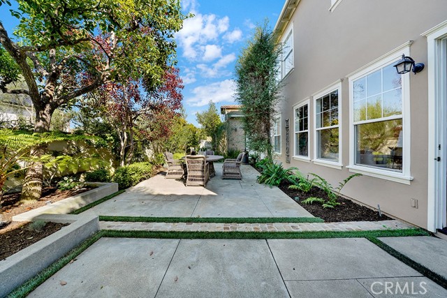 1ee767c8 B776 4f4b 8e46 28be0f0b6411