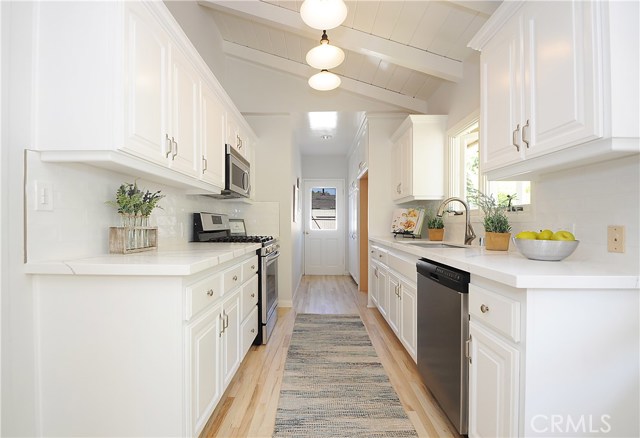 Recently beautifully remodeled kitchen