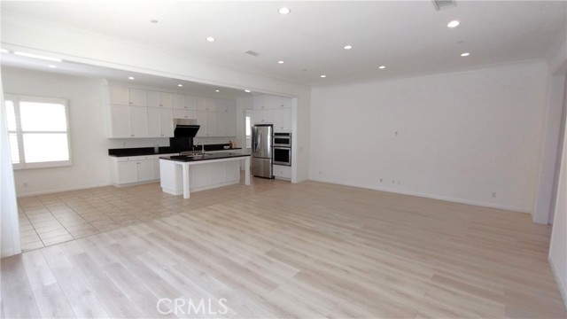 73 Gardenhouse Way, Irvine CA: https://media.crmls.org/medias/1ee805cd-f918-4807-b592-05e2bf7d29cb.jpg