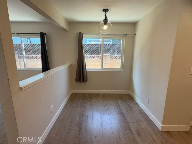 Detail Gallery Image 12 of 41 For 20420 Keswick St, Winnetka,  CA 91306 - 4 Beds | 3 Baths