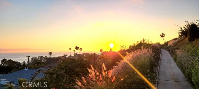 Detail Gallery Image 16 of 23 For 21682 Ocean Vista Dr a,  Laguna Beach,  CA 92651 - 2 Beds | 1 Baths