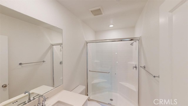 Detail Gallery Image 7 of 53 For 16424 Whittier Bld #3,  Whittier,  CA 90603 - 4 Beds | 4 Baths