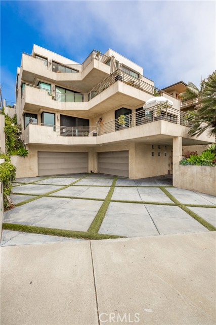 Detail Gallery Image 3 of 18 For 150 Cliff Dr, Laguna Beach,  CA 92651 - 2 Beds | 2/1 Baths