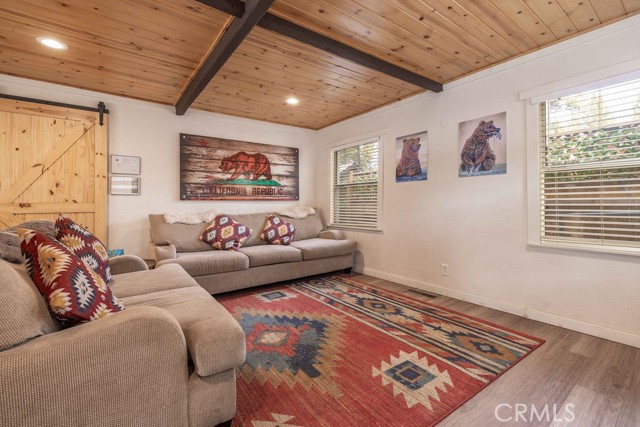 Detail Gallery Image 22 of 50 For 332 Vista, Big Bear Lake,  CA 92315 - 3 Beds | 2 Baths