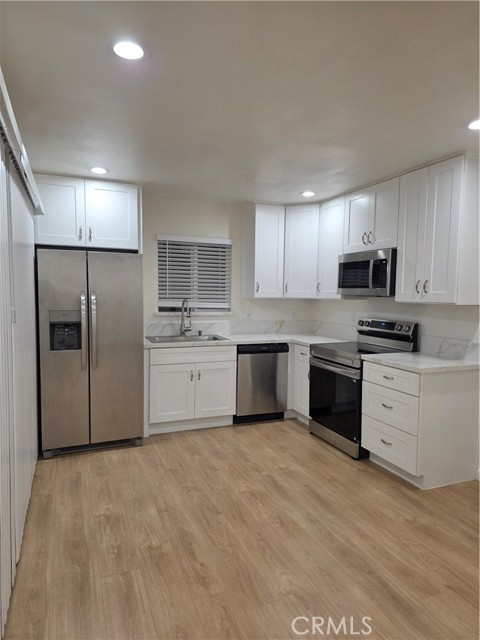 Detail Gallery Image 15 of 21 For 1232 W Palm, Orange,  CA 92868 - 2 Beds | 2/1 Baths