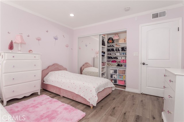 Detail Gallery Image 18 of 53 For 18425 Saticoy St #9,  Reseda,  CA 91335 - 3 Beds | 2/1 Baths