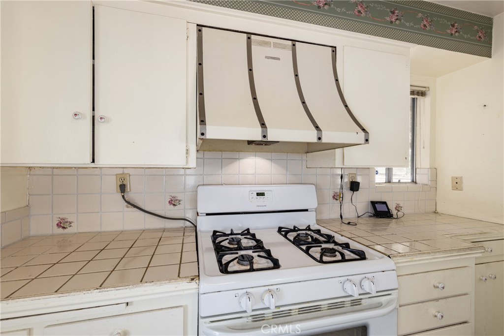 MLS #IG25253761 image #12